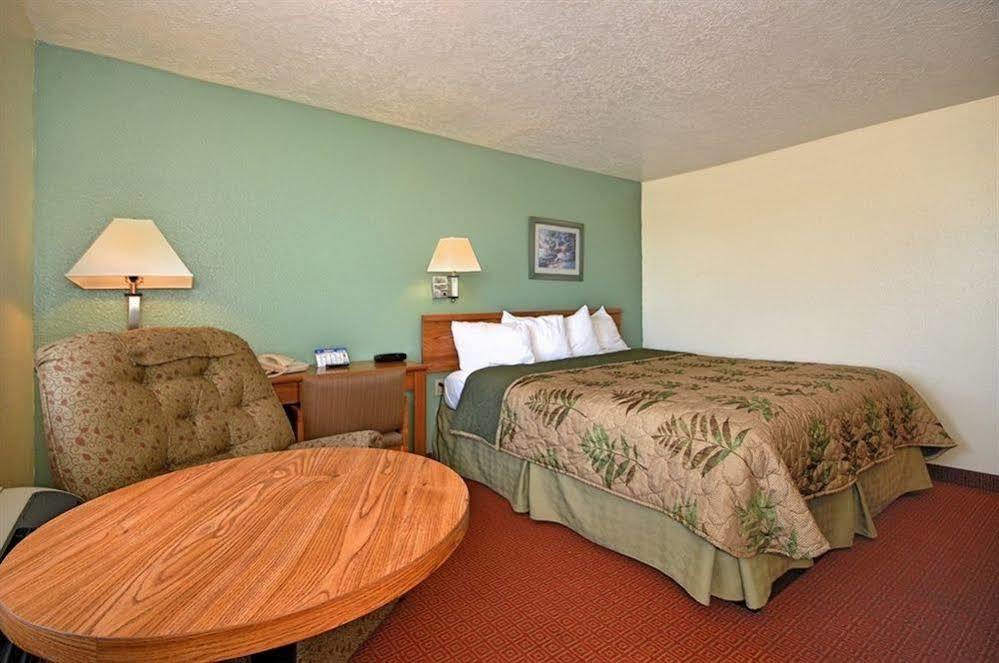 Super 8 By Wyndham Alamogordo - White Sands Exterior foto